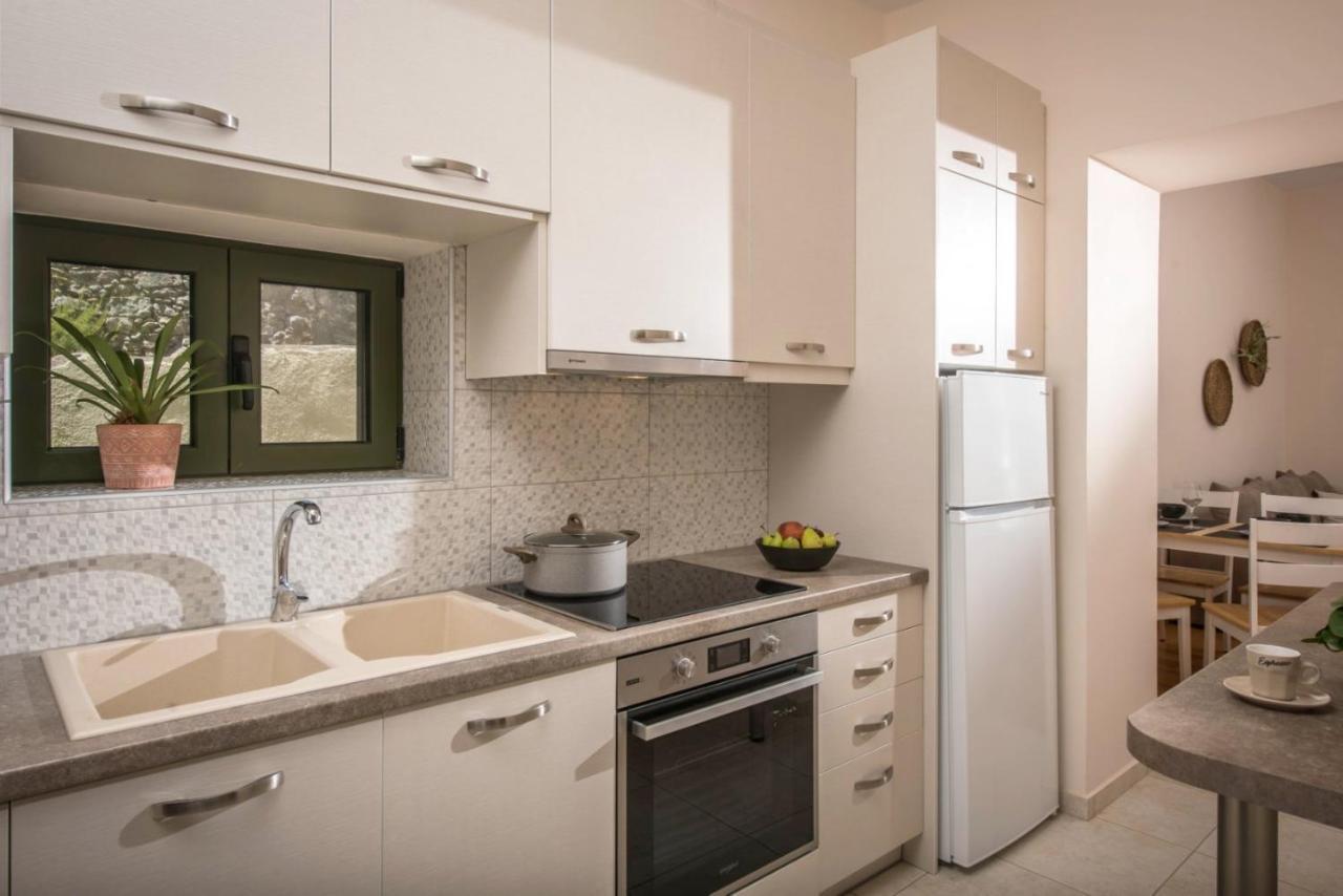 Spílion Casa Iriniヴィラ エクステリア 写真